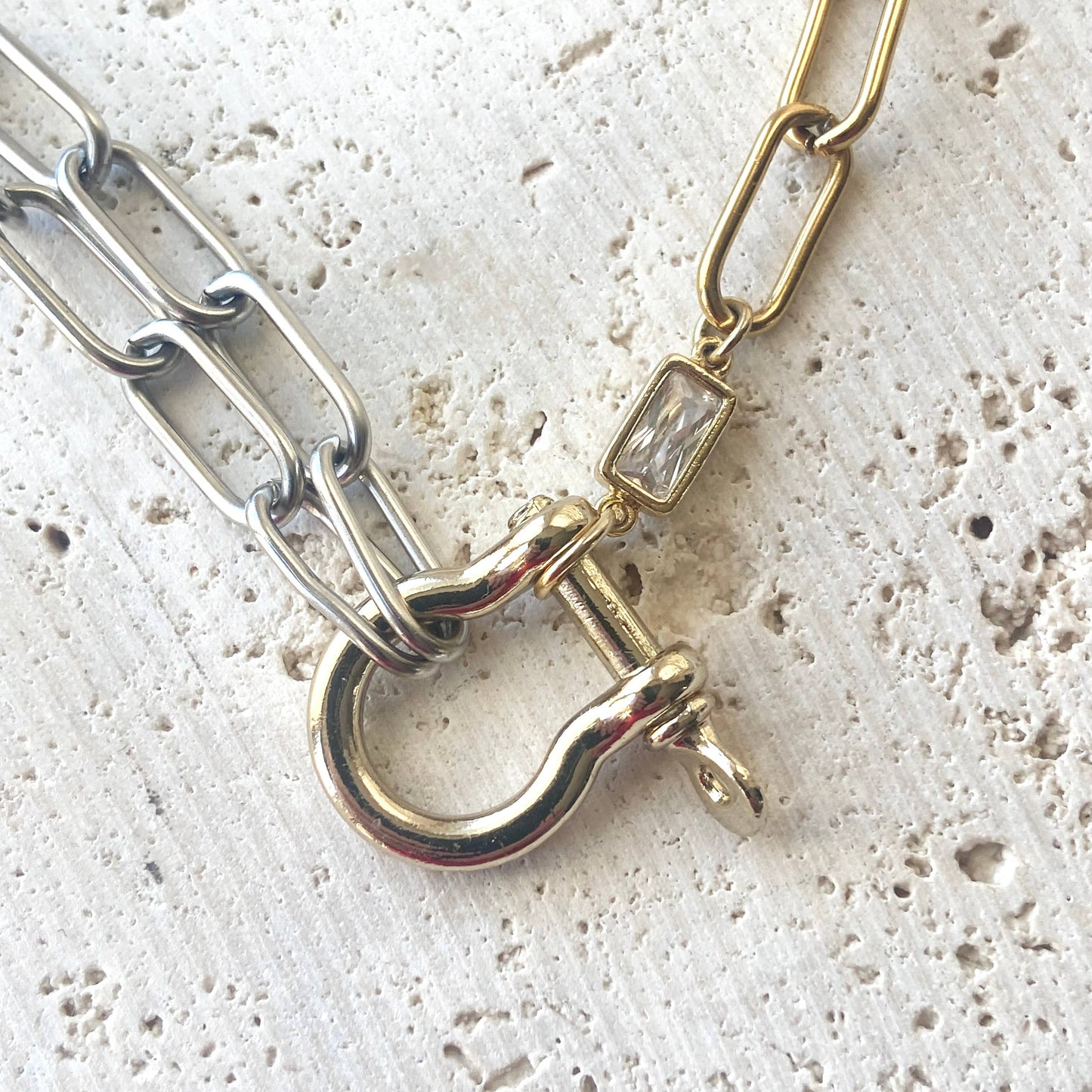 Shackle me Horseshoe Necklace
